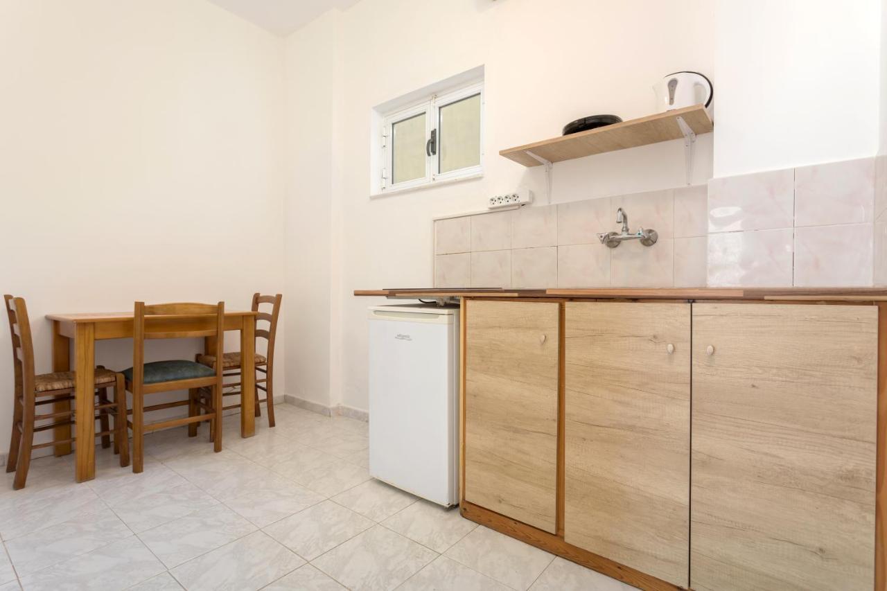 Holidays & Apartment Laganas
