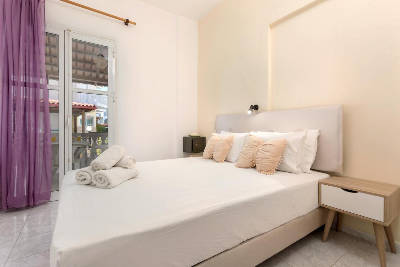 Apartment Holidays &